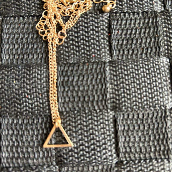 Necklac - Picture 2 of 3